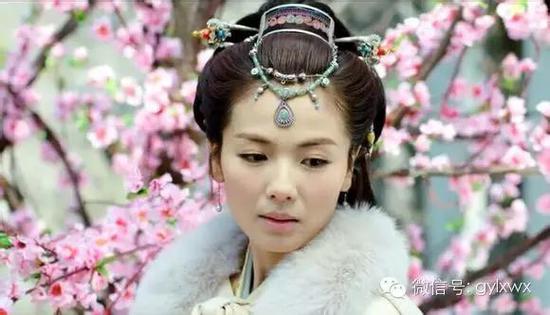 明星旅行糗事一籮筐 總有一個(gè)萌到你！