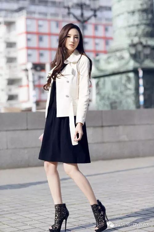 明星旅行糗事一籮筐 總有一個(gè)萌到你！