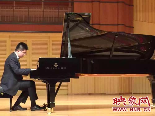 李明陽(yáng)、謝怡晨鋼琴音樂會(huì)在河南藝術(shù)中心圓滿落幕
