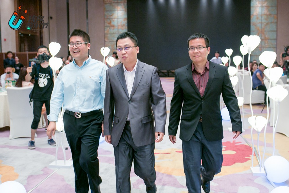 接下來(lái)這一組，人稱“江湖三……”