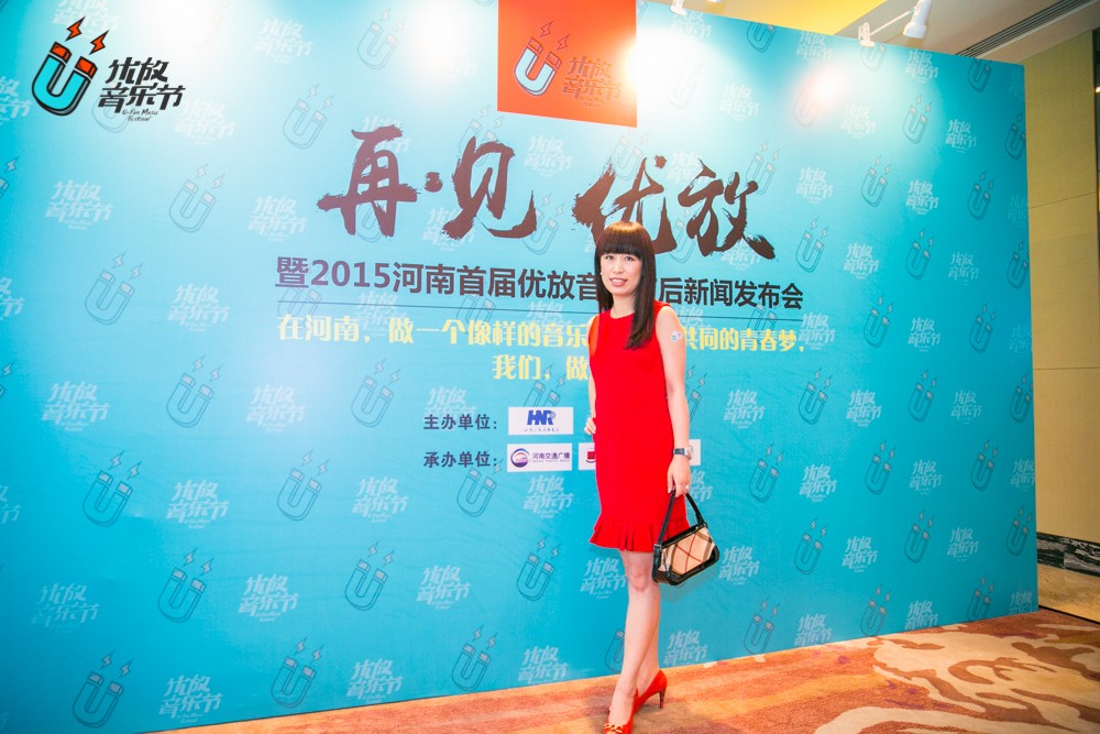 美女主播佳音！