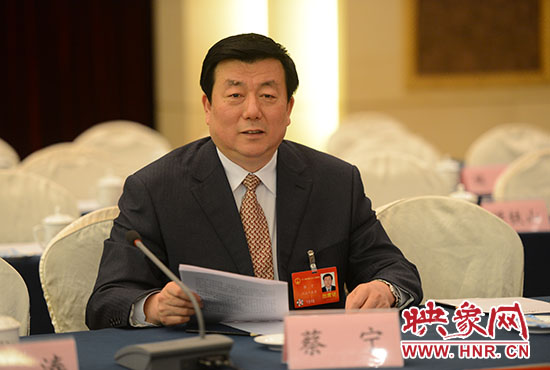 全國人大代表、河南省人民檢察院檢察長蔡寧