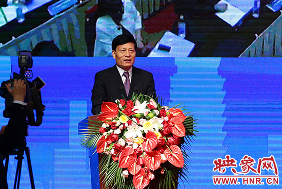 河南省委副書記、省長謝伏瞻出席開幕式并講話