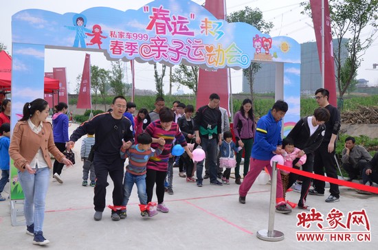 不過看比賽的現(xiàn)場來看，大家比較弱的項(xiàng)目是三人四足，看來各位天使的平衡性還需加強(qiáng)啊