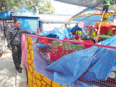 小涵的家人說(shuō)，小涵就是在這里被卷進(jìn)車輪下的