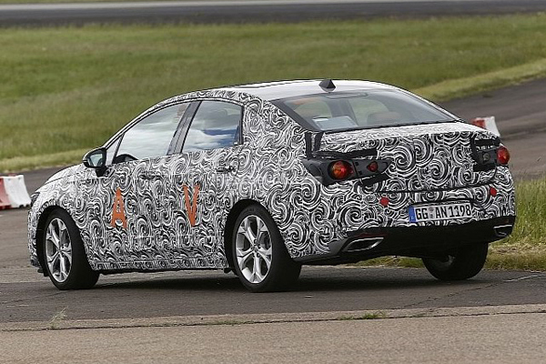 別克全新A+級(jí)車(chē)