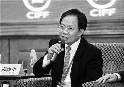 國家統(tǒng)計(jì)局原局長(zhǎng)邱曉華。圖/CFP