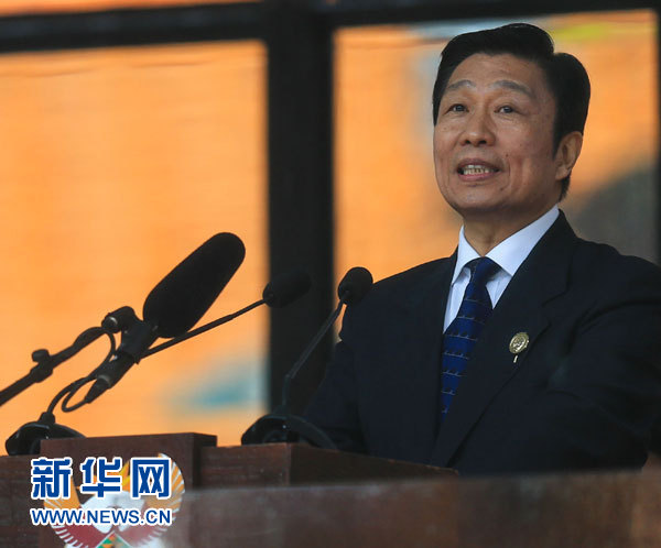 12月10日，國(guó)家副主席李源潮在南非約翰內(nèi)斯堡出席南非政府為前總統(tǒng)曼德拉舉行大型官方追悼活動(dòng)并致辭。