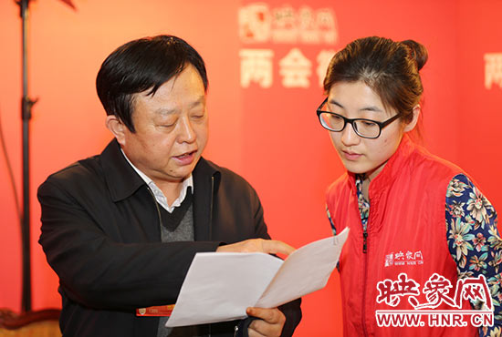 全國(guó)人大代表喬彬接受映象網(wǎng)采訪。