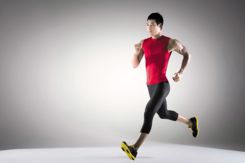 跑步過(guò)度，有害健康