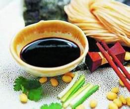 喝牛奶能美白？盤點(diǎn)關(guān)于飲食改變膚色的謠言