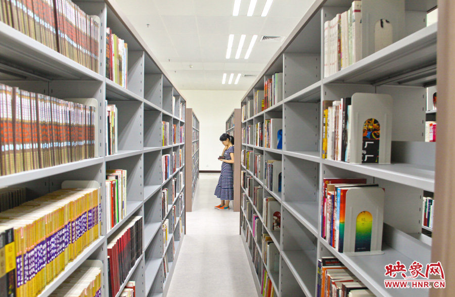 或站或坐，這里是獲取知識的好地方