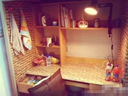 西南民族大學(xué)的“文藝范兒”男生寢室 西南民族大學(xué)的“文藝范兒”男生寢室