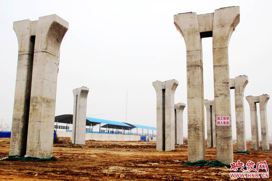 今年9月份，媒體曾報(bào)道稱，此項(xiàng)目停工的原因主要是資金鏈斷裂。