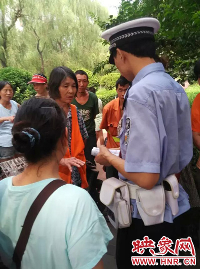 令人憤怒的是，這名老太太竟然報警說“她被環(huán)衛(wèi)工打了”