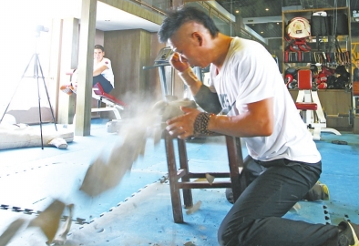 少林寺將辦無(wú)遮大會(huì) 鐵砂掌、二指禪等絕技現(xiàn)身