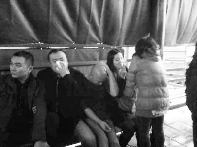 圖為打斗中受傷的武漢游客。