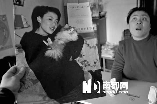 昔日的清純與秀美，如今，卻終身癱瘓、生活不能自理。C FP供圖