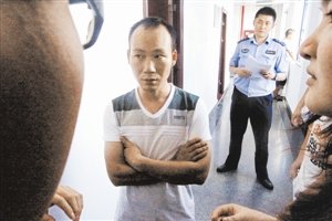 家屬沉默悲痛，不愿提起更多。