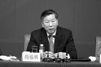 銀監(jiān)會主席尚福林。記者王海欣攝