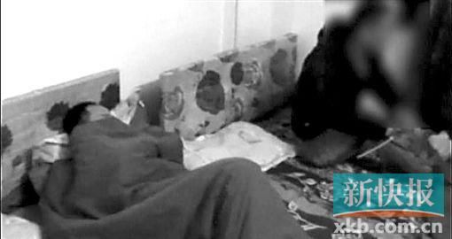 廣州搗毀一男同性戀者聚眾淫亂窩點。視頻截圖