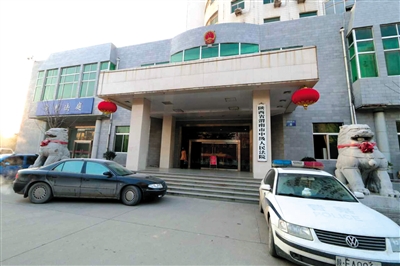 李宏亮在被違規(guī)辦理了監(jiān)外執(zhí)行后，再犯命案。