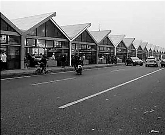 網(wǎng)友拍下的洞頭海鮮排檔照片。