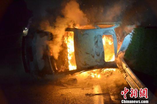 圖為事故現(xiàn)場(chǎng)。嚴(yán)光濤 攝