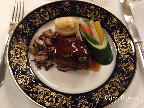 荷蘭皇室招待習(xí)近平夫婦國宴菜單曝光(圖)