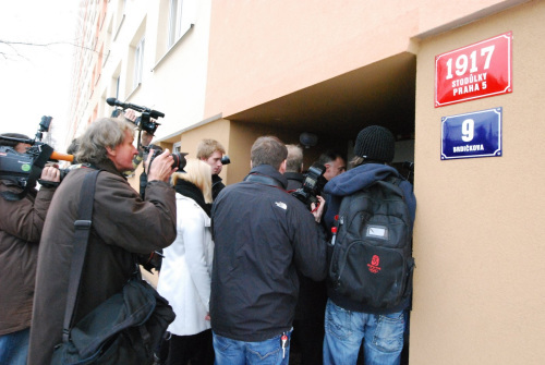 捷克總統(tǒng)直選末輪投票澤曼稱如當(dāng)選不會(huì)見(jiàn)達(dá)賴