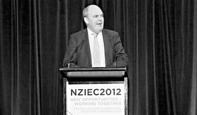 我非常重視新西蘭作為國際留學(xué)大國的聲譽(yù)，新西蘭教育在英語國家內(nèi)是排得上前五名的。新西蘭的大學(xué)會(huì)重視自己的聲譽(yù)，不會(huì)輕易縱容自己的學(xué)生。