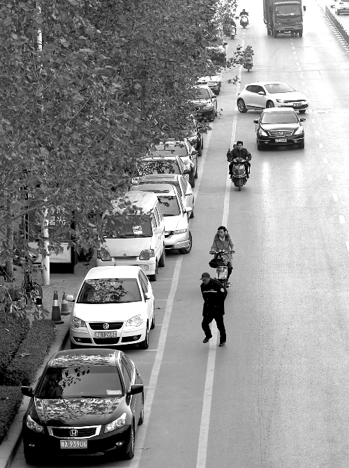 鄭州“停車差異化收費”八成多網友弄不清收費區(qū)域 鄭州“停車差異化收費”八成多網友弄不清收費區(qū)域