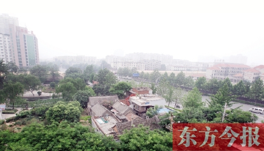 紫荊山路與書(shū)院街交叉口，書(shū)院街112號(hào)。