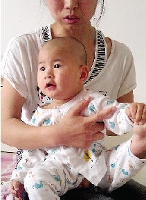 經(jīng)過幾個月治療，涵涵的病情好轉多了。