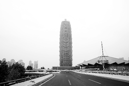 在鄭東新區(qū)CBD，“虛擬辦公室”業(yè)務(wù)已悄然出現(xiàn)　河南商報(bào)首席記者 楊東華/攝