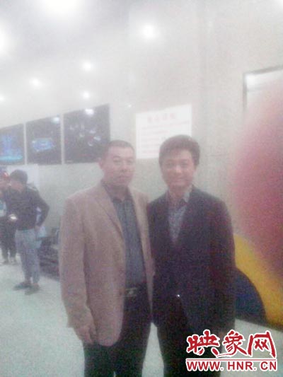 10月30日，著名節(jié)目支持人崔永元聽(tīng)說(shuō)了楊冠軍資助學(xué)生的事情后，通過(guò)河南衛(wèi)視，邀請(qǐng)其到北京見(jiàn)面，接受