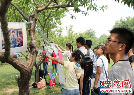 活動(dòng)現(xiàn)場(chǎng) 活動(dòng)現(xiàn)場(chǎng)