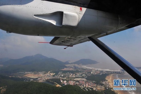 海監(jiān)飛機釣魚島遭攔截