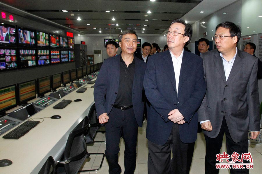 河南省委書記、省人大常委會(huì)主任郭庚茂視察河南人民廣播電臺(tái) 映象網(wǎng)記者邵恰 段晉哲/攝