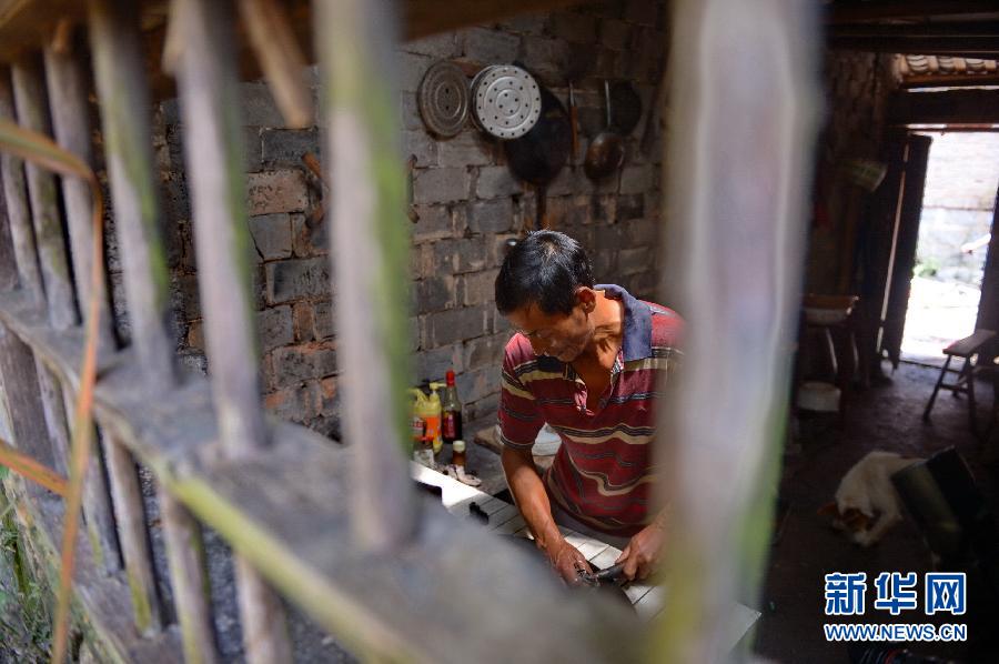 農(nóng)場棚戶區(qū)的最后留守家庭：留下的是回憶，迎來的是幸福