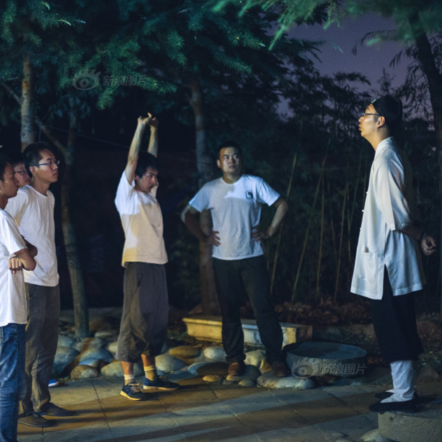 成人夏令營體驗(yàn)道教生活