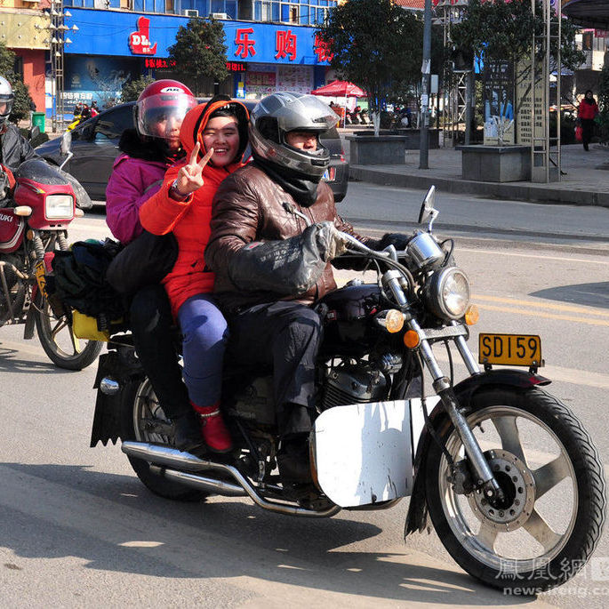 2014春運：鐵騎返鄉(xiāng)路