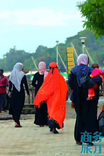 島上的穆斯林女人。