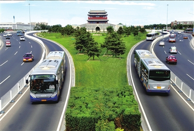 中軸路上的快速公交。