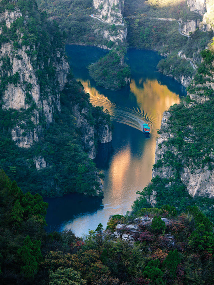 青龍峽、峰林峽景區(qū)推出女性免票月優(yōu)惠活動(dòng)