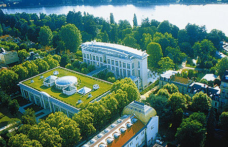 冬日泡湯新攻略 世界藥用美容溫泉大搜集 冬日泡湯新攻略 世界藥用美容溫泉大搜集