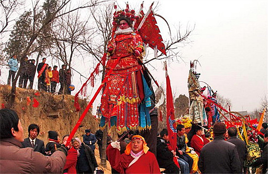 過(guò)大年 逛廟會(huì)——鶴壁?？h社火古廟會(huì)戲耍攻略