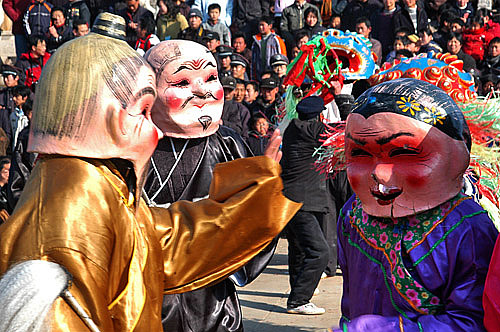 過(guò)大年 逛廟會(huì)——鶴壁浚縣社火古廟會(huì)戲耍攻略