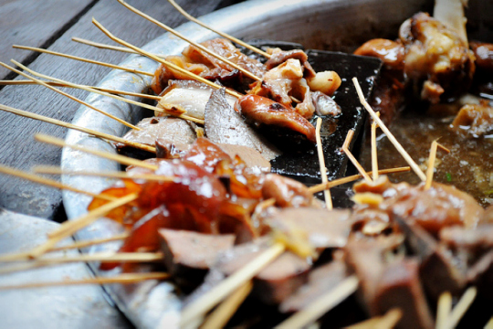 緬甸，繽紛的街邊平民小吃