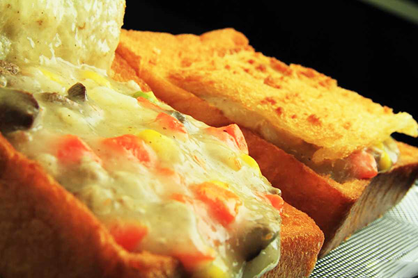 廟不離市、市不離廟的臺灣小吃